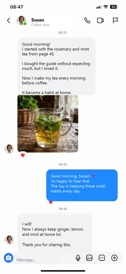 Message screenshot from a woman talking about the product